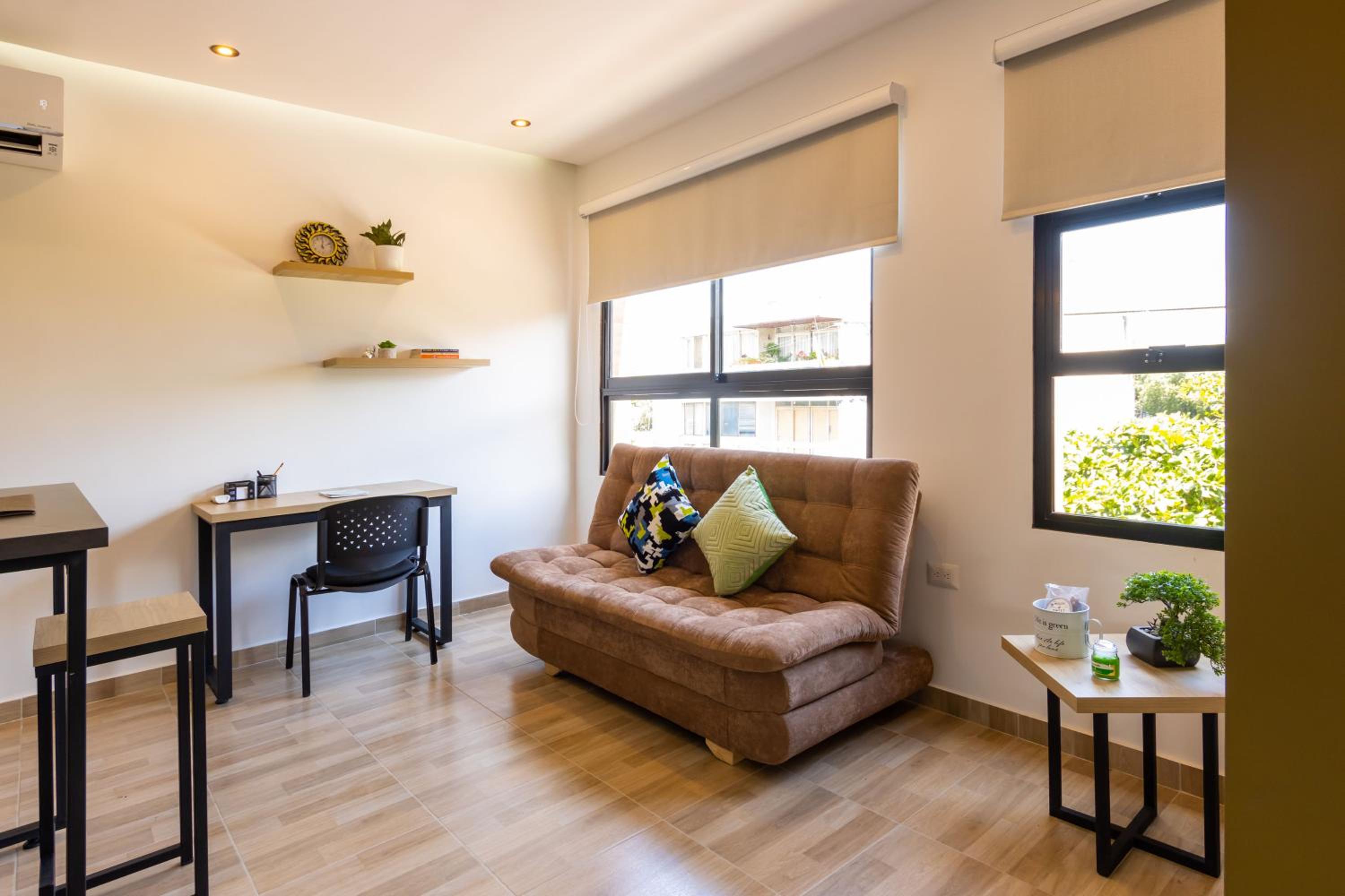 Caobos Center Coliving & Coworking