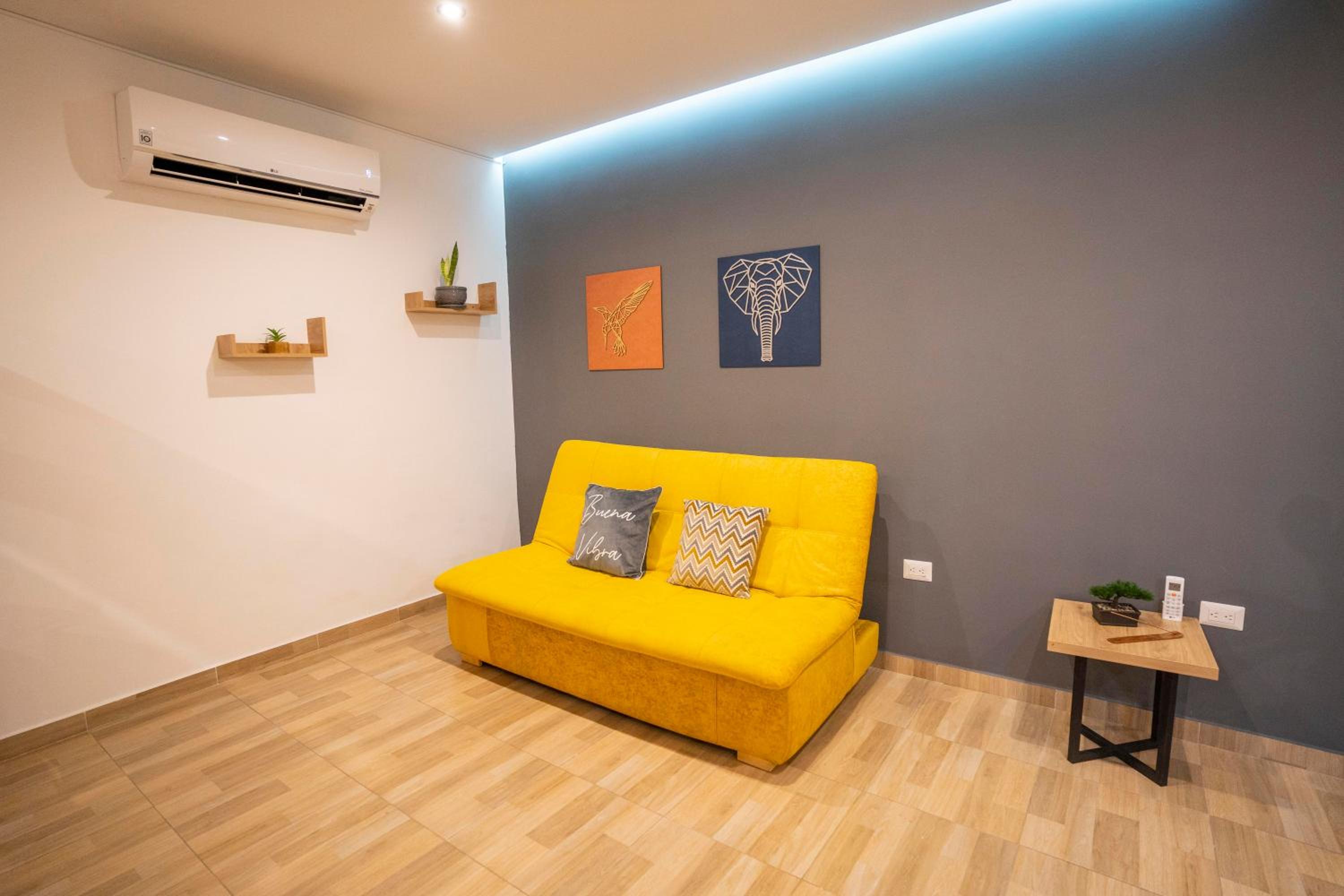 Caobos Center Coliving & Coworking