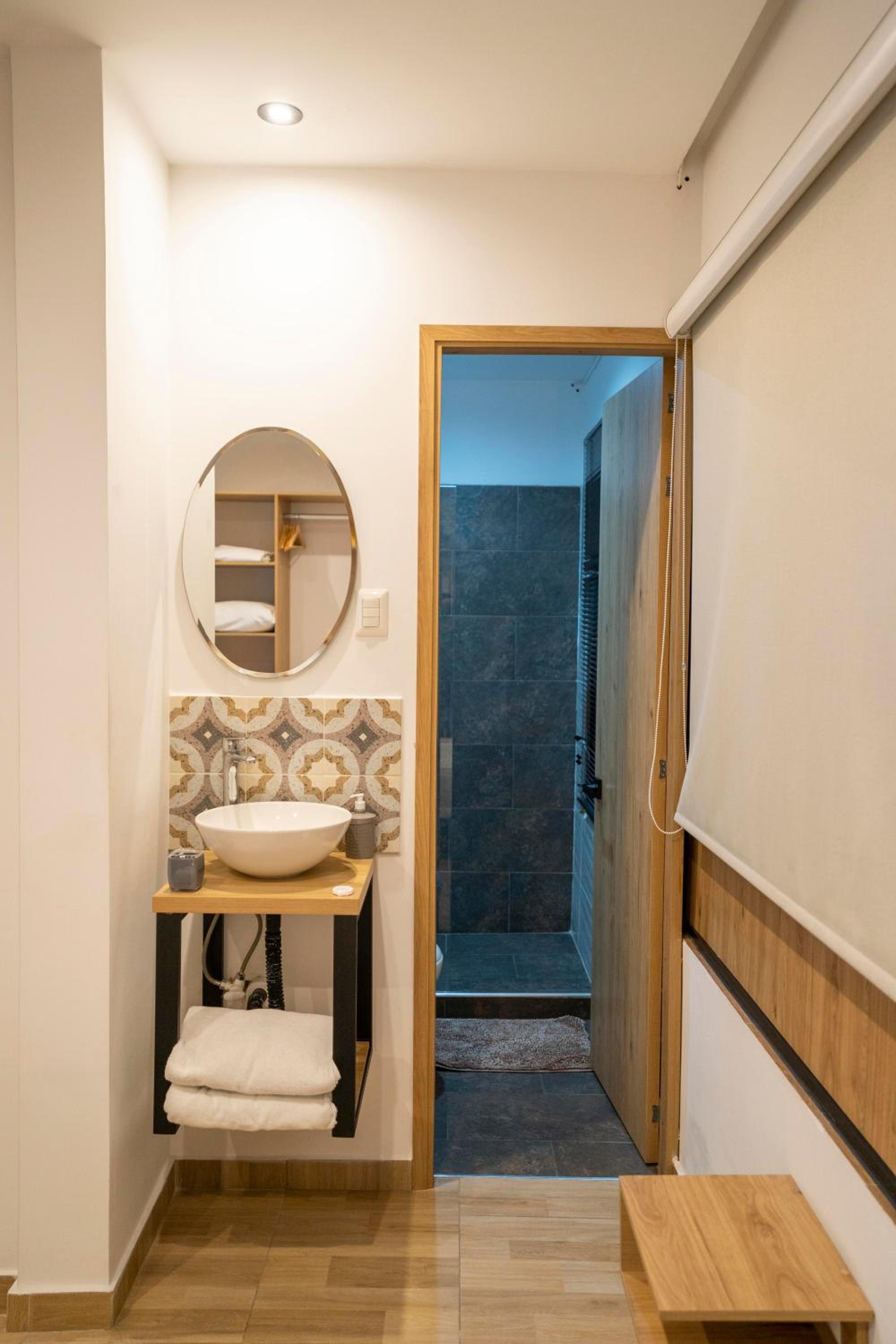 Caobos Center Coliving & Coworking