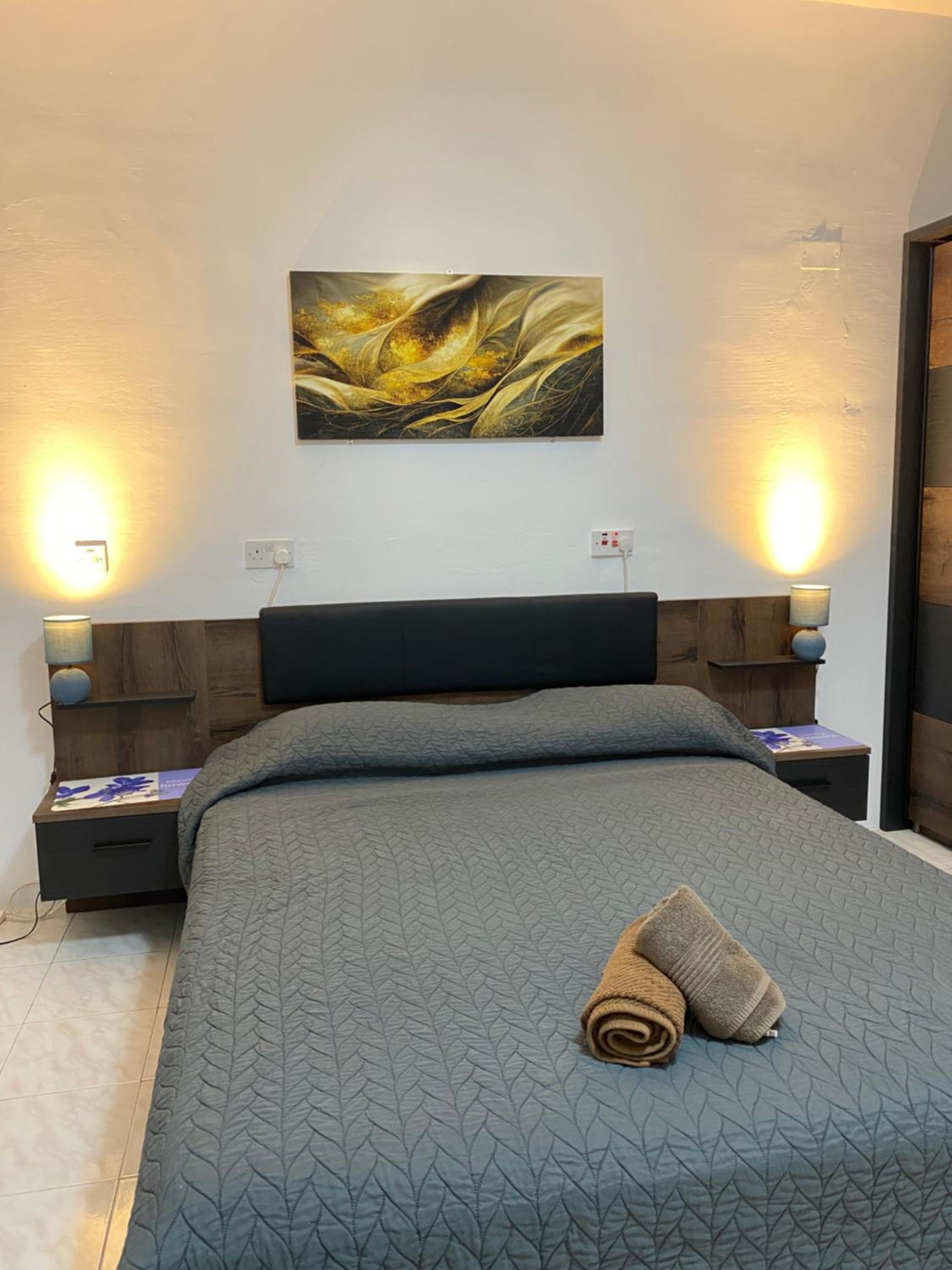 Sea Breeze Retreat - Comfort Apartments in the Heart of Sliema