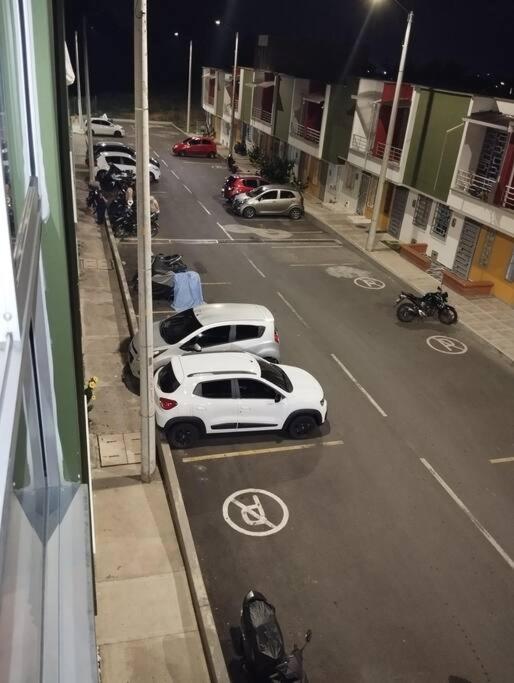 Apto Familiar con Escritorio Fácil Acceso Turístico