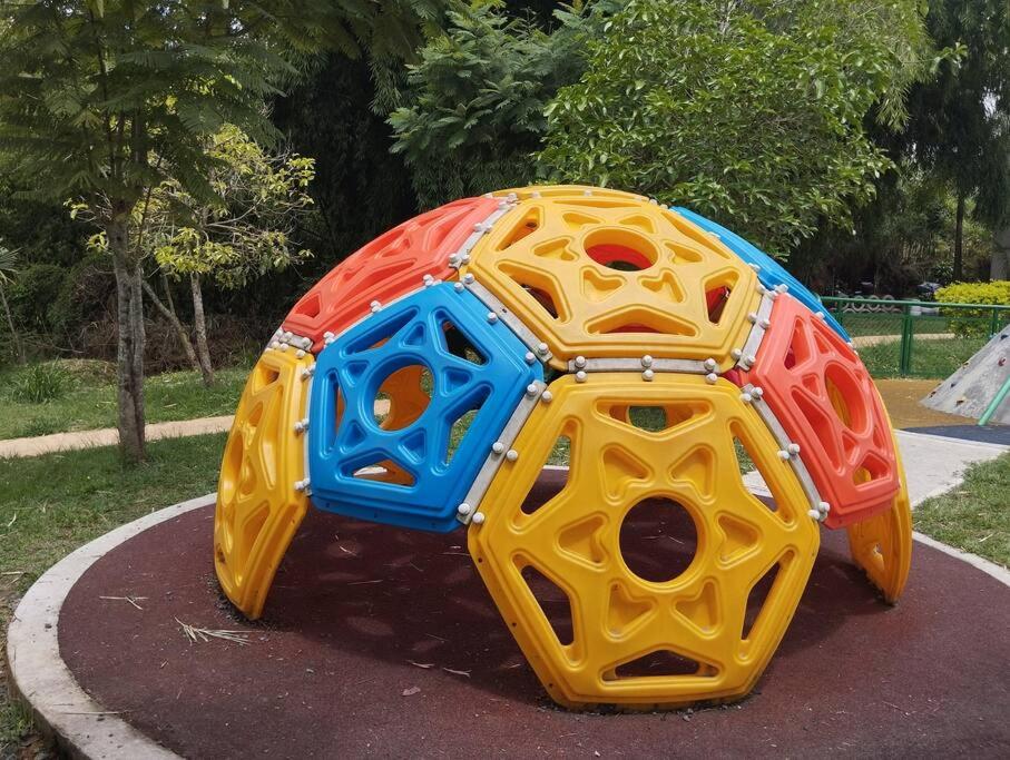 Apto Familiar con Escritorio Fácil Acceso Turístico