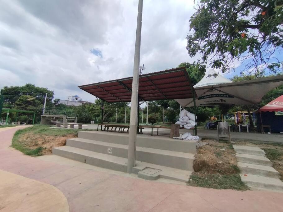 Apto Familiar con Escritorio Fácil Acceso Turístico