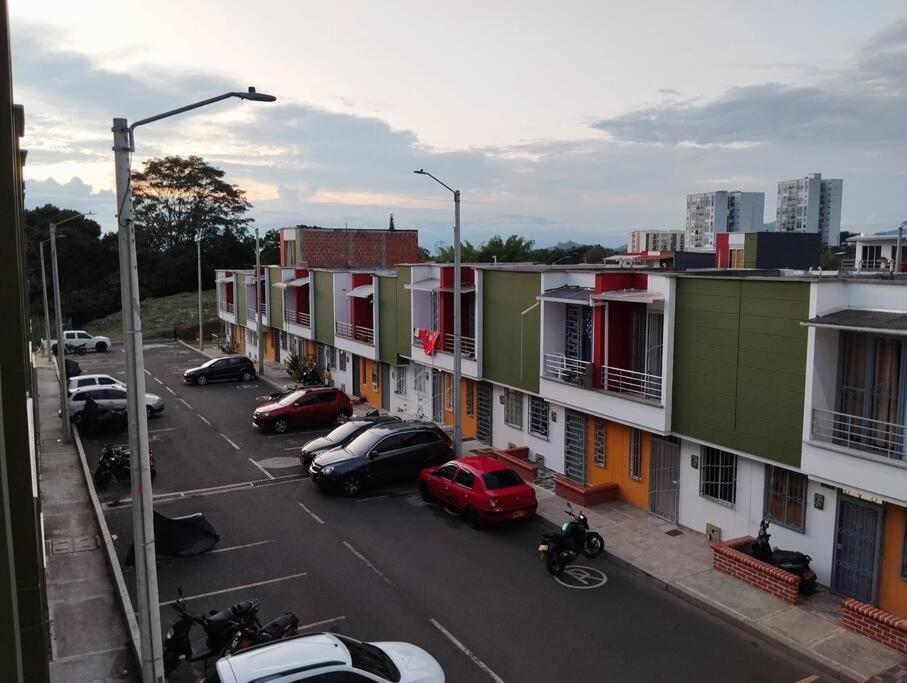 Apto Familiar con Escritorio Fácil Acceso Turístico