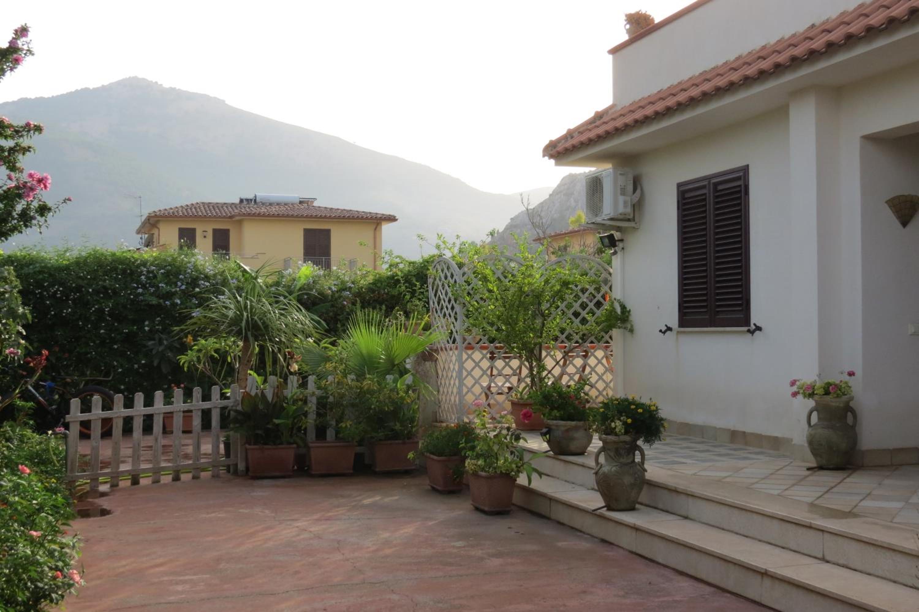 Il Roseto Di Betty e Salvo view 2