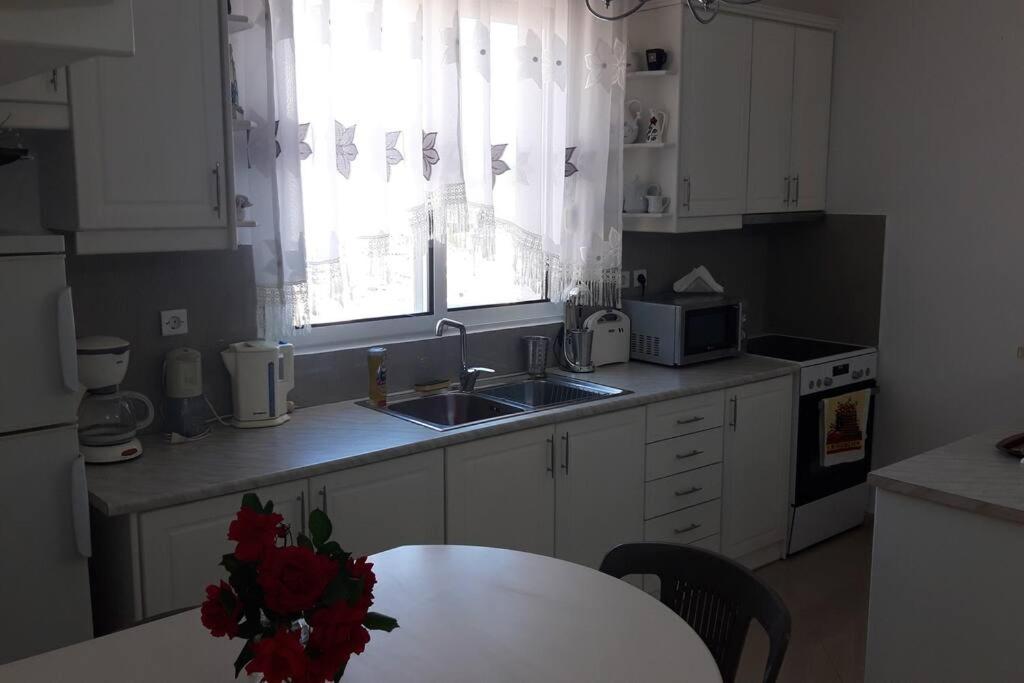 Simos Apartment