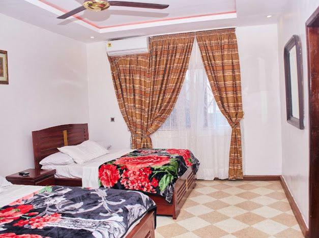 Kete lodge