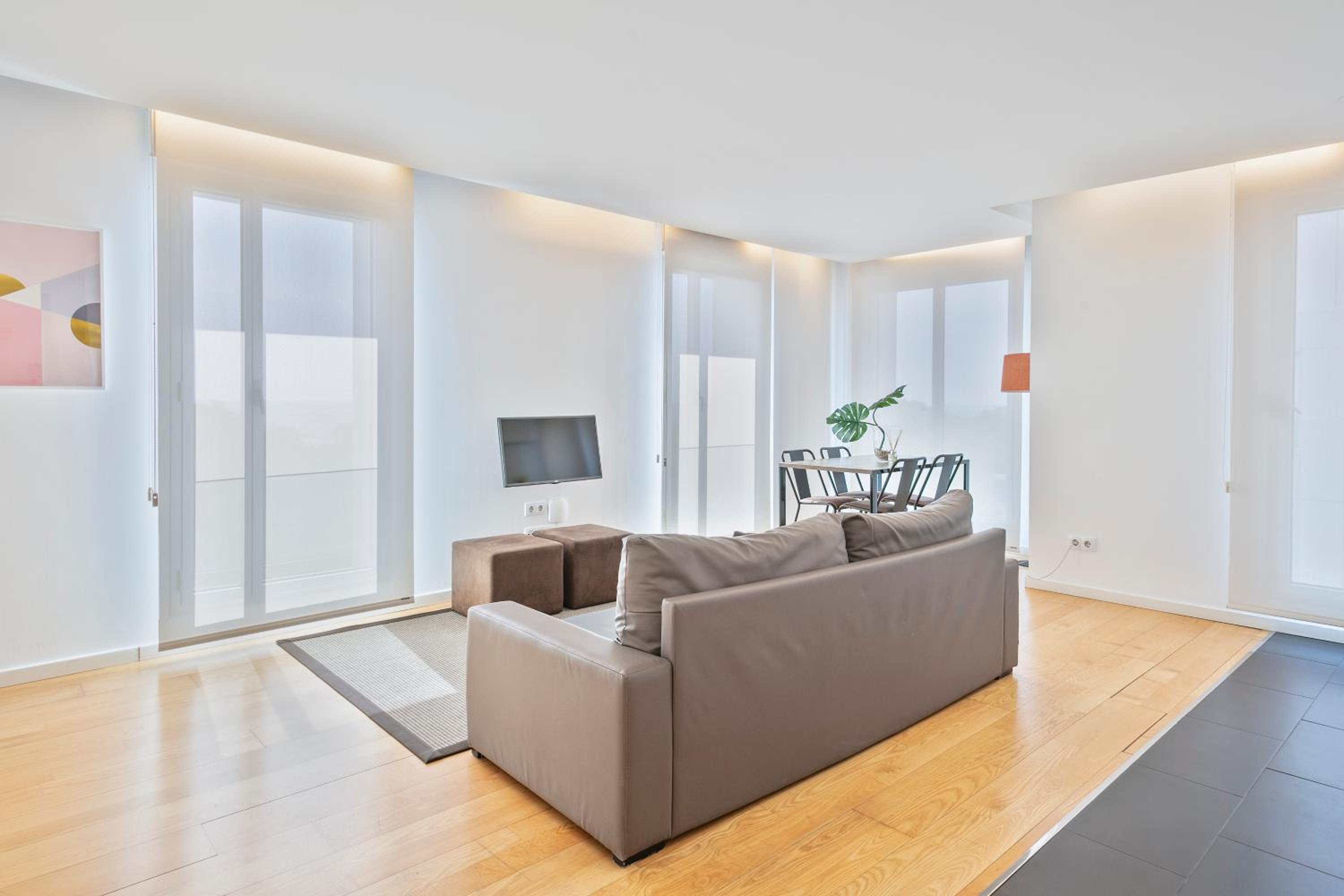 Lugaris Beach Apartments