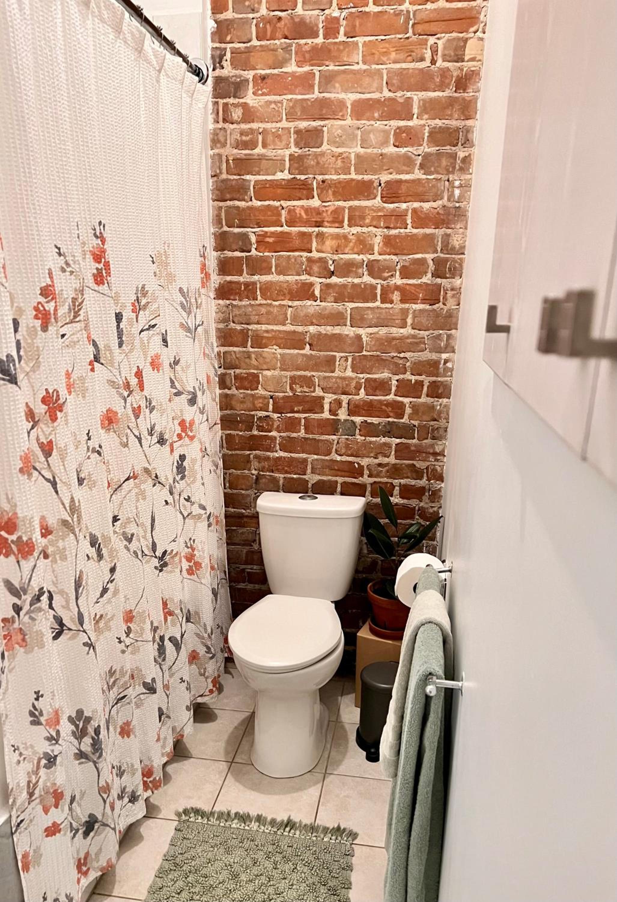 Elegant 1 bedroom apartment in old port - 202