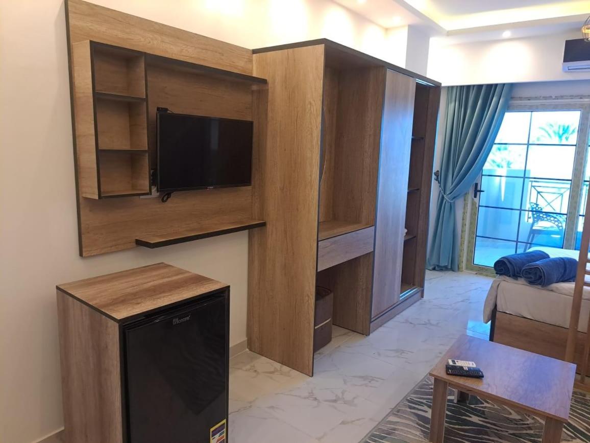 Hotel apartment with a private beach