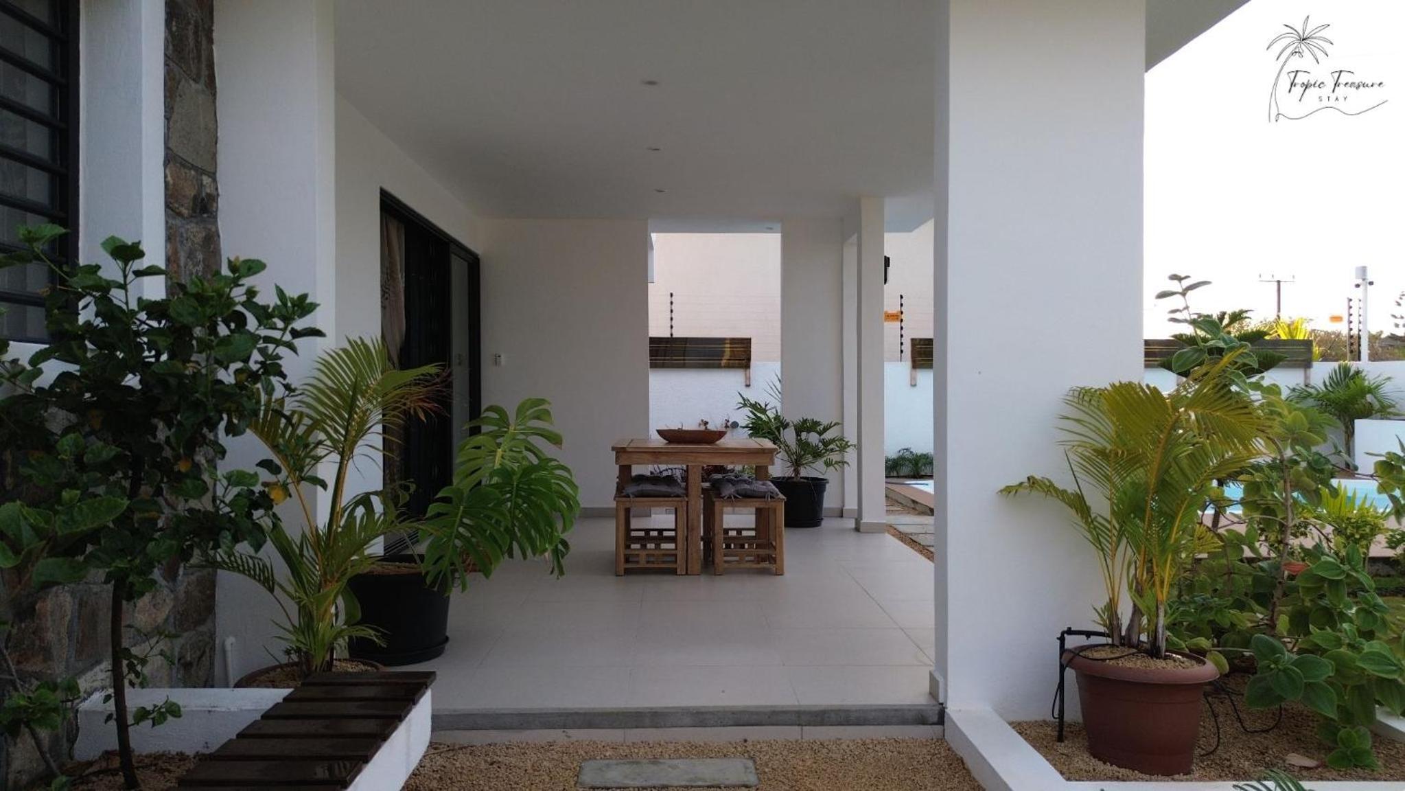 Tropic Treasure Stay