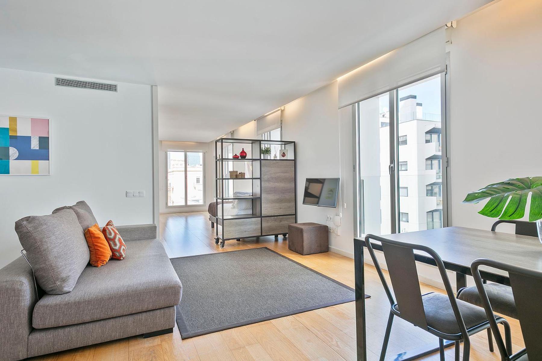 Lugaris Beach Apartments