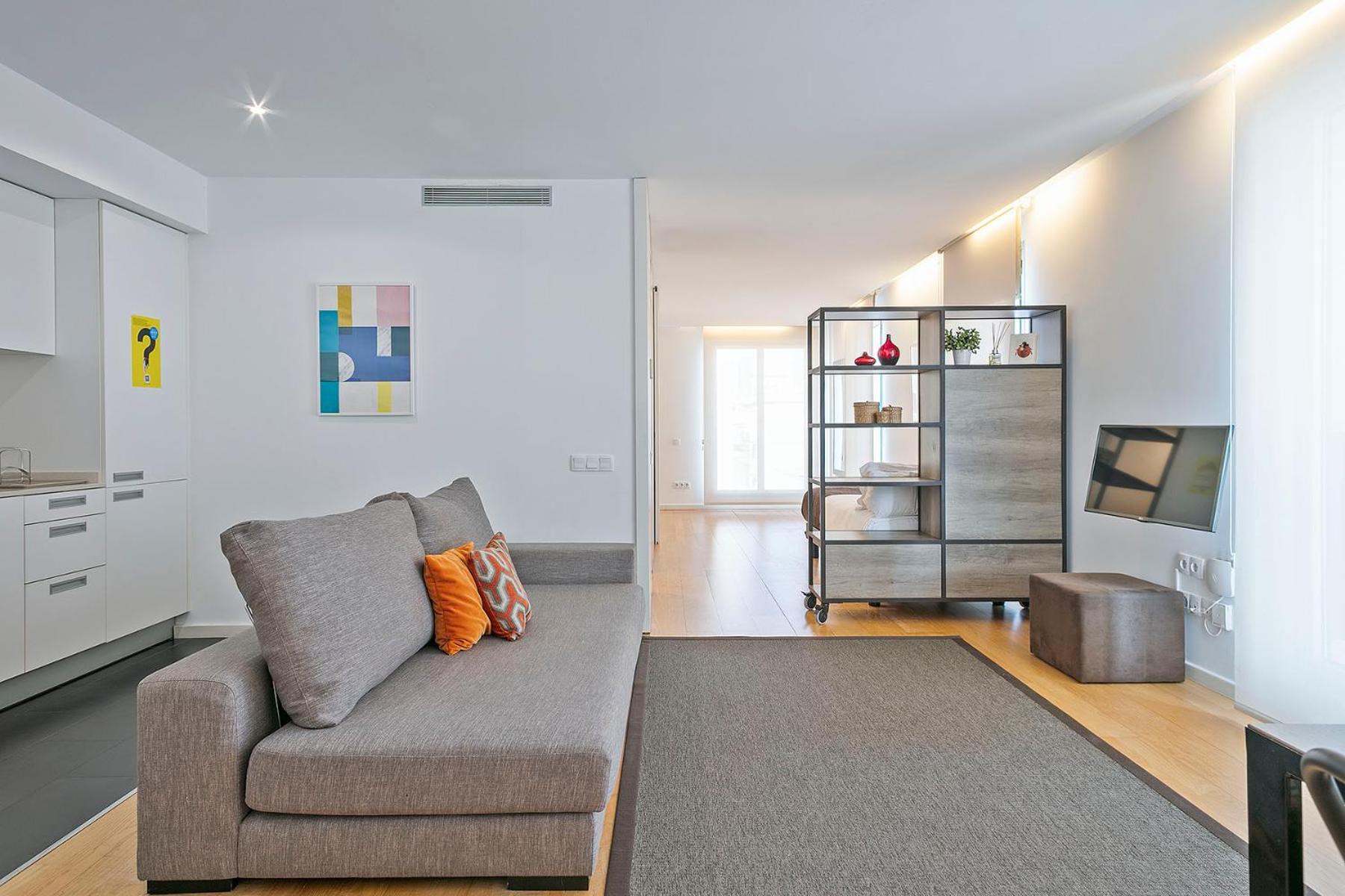 Lugaris Beach Apartments
