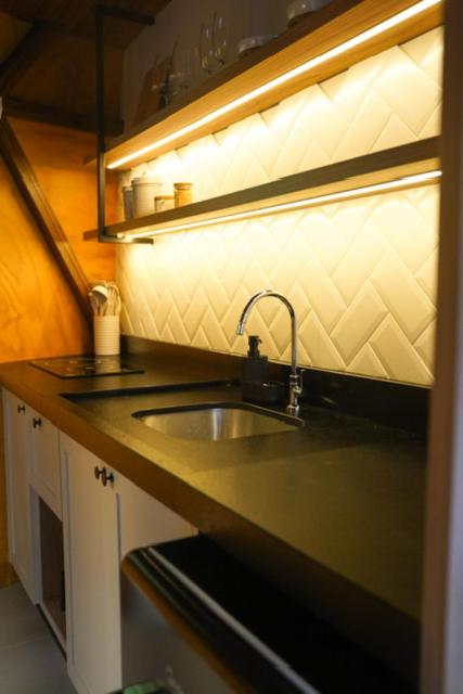 Mauka Cabanas