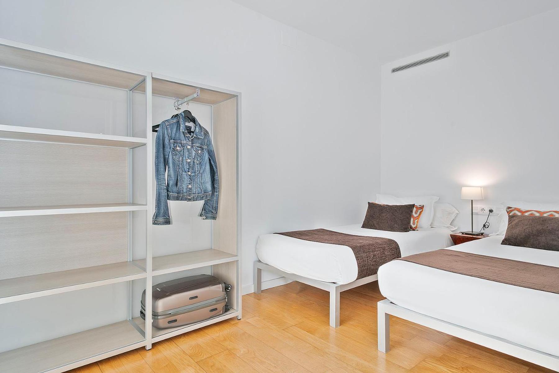 Lugaris Beach Apartments