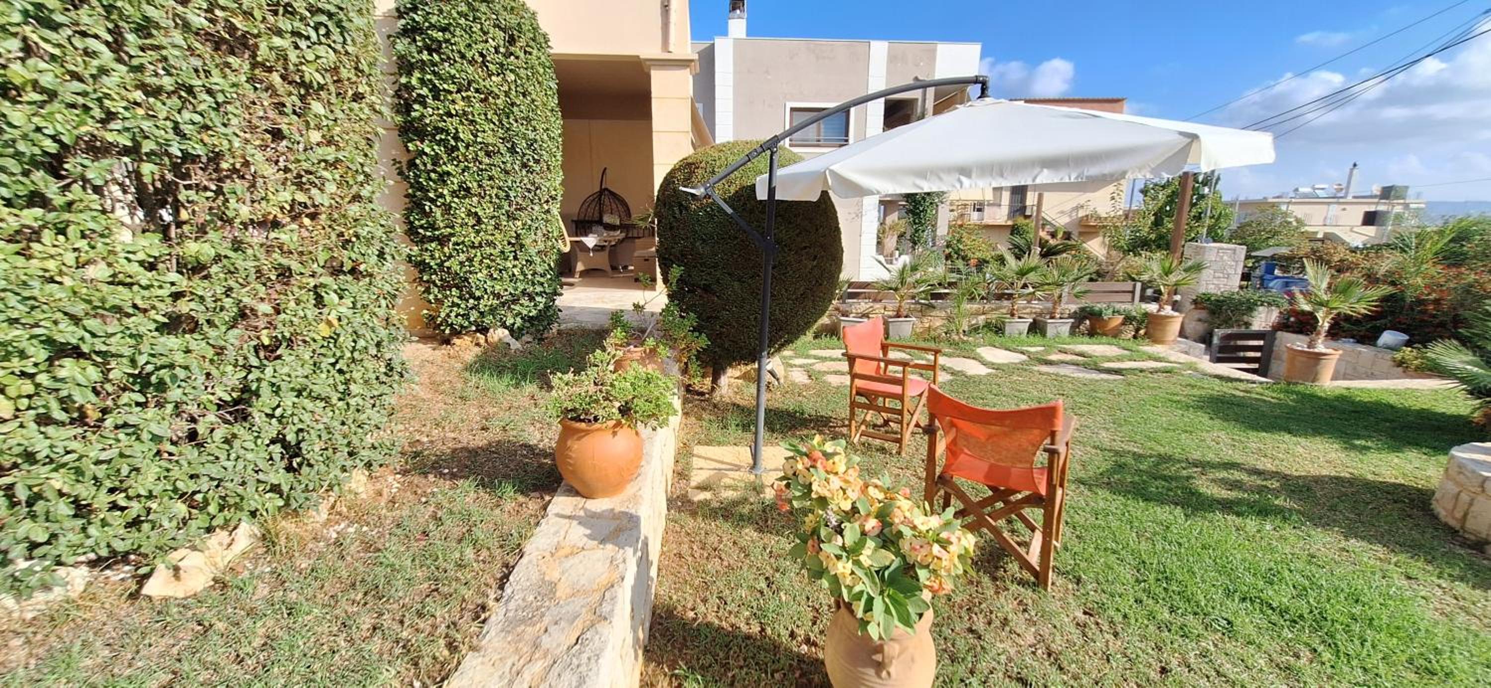 Modern Villa in Chania view 3
