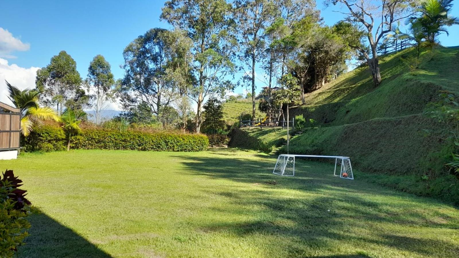 Acogedora Casa De Campo Con Jakuzzi, Descanso Garantizado