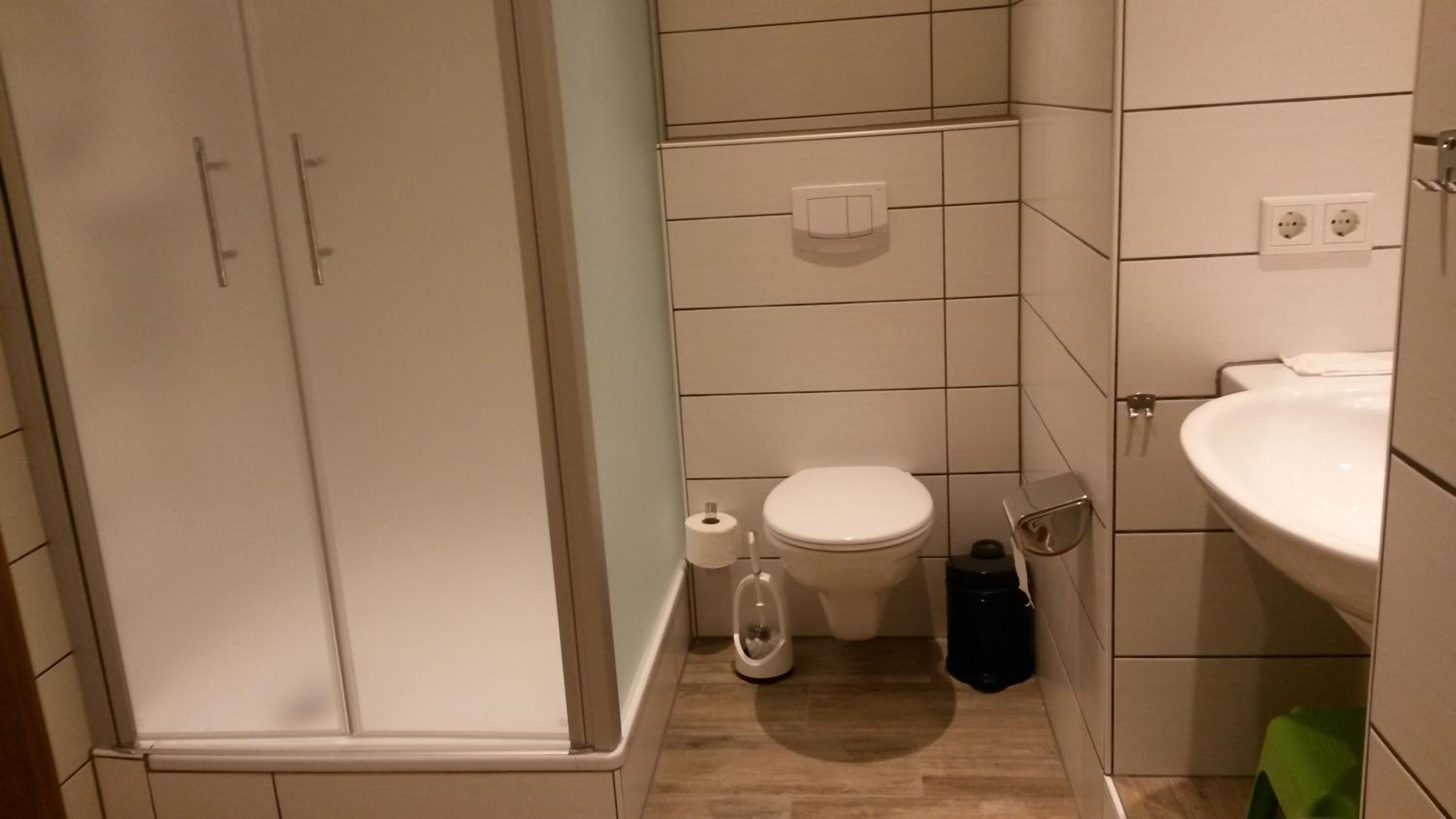 Photo 32