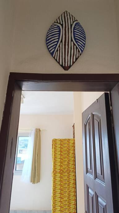 Lumineux et cosy, entrée Bastos
