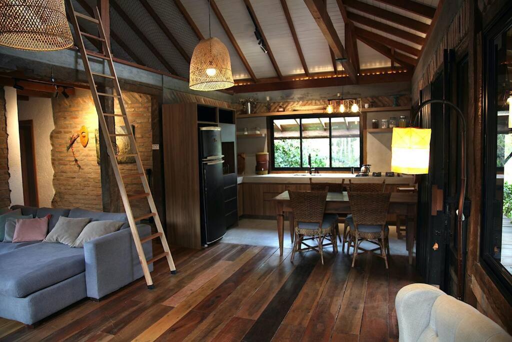 Moderna Cabana do Rosa