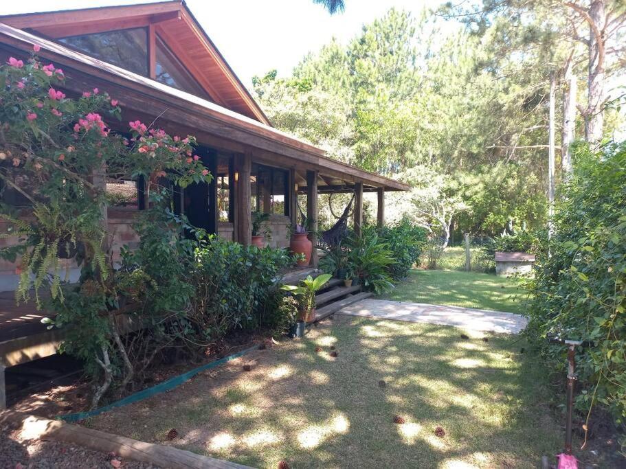 Moderna Cabana do Rosa