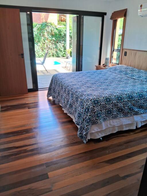 Moderna Cabana do Rosa
