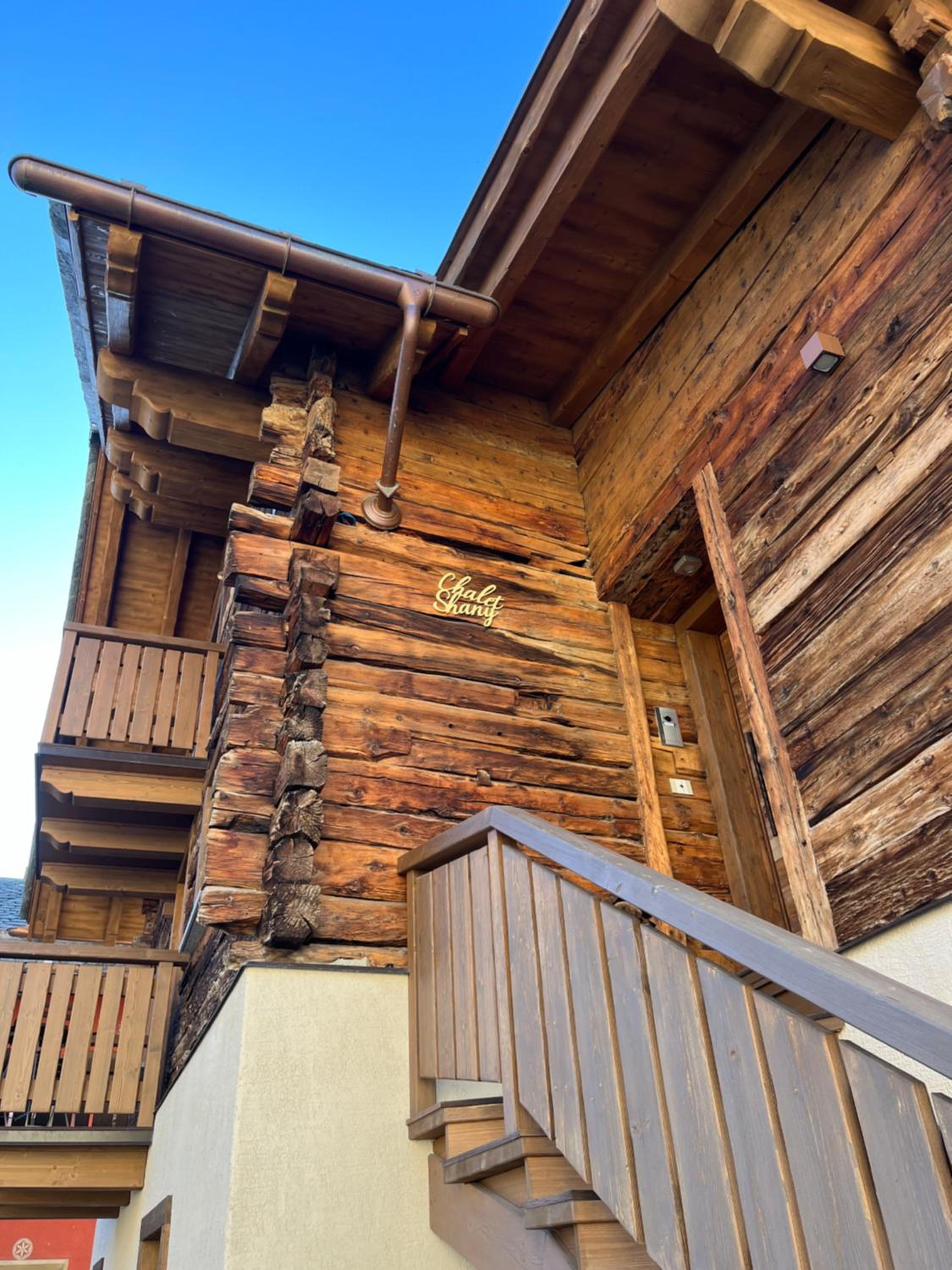 Chalet Shany view 2