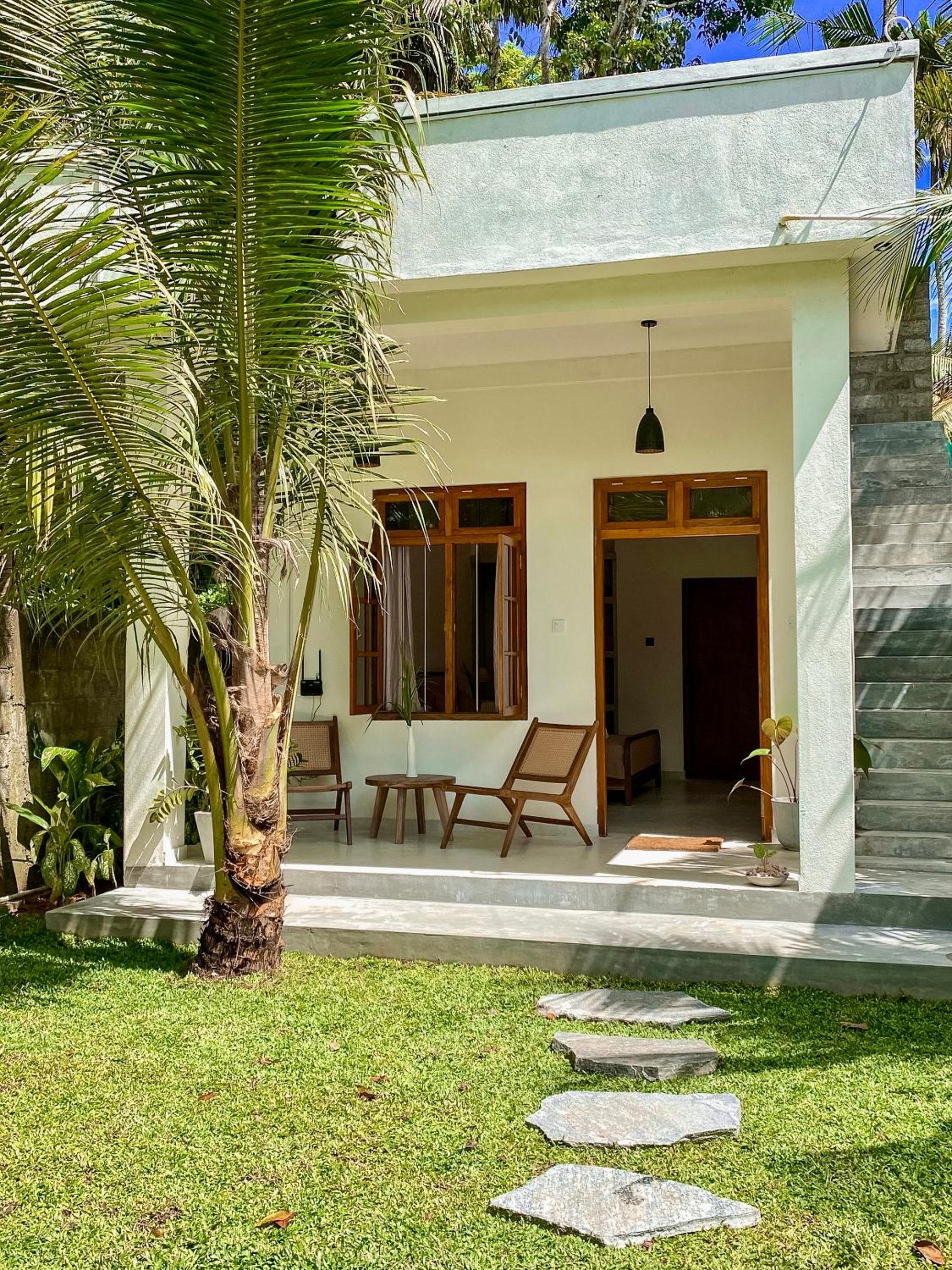 The Palm Private Cottages Midigama view 2