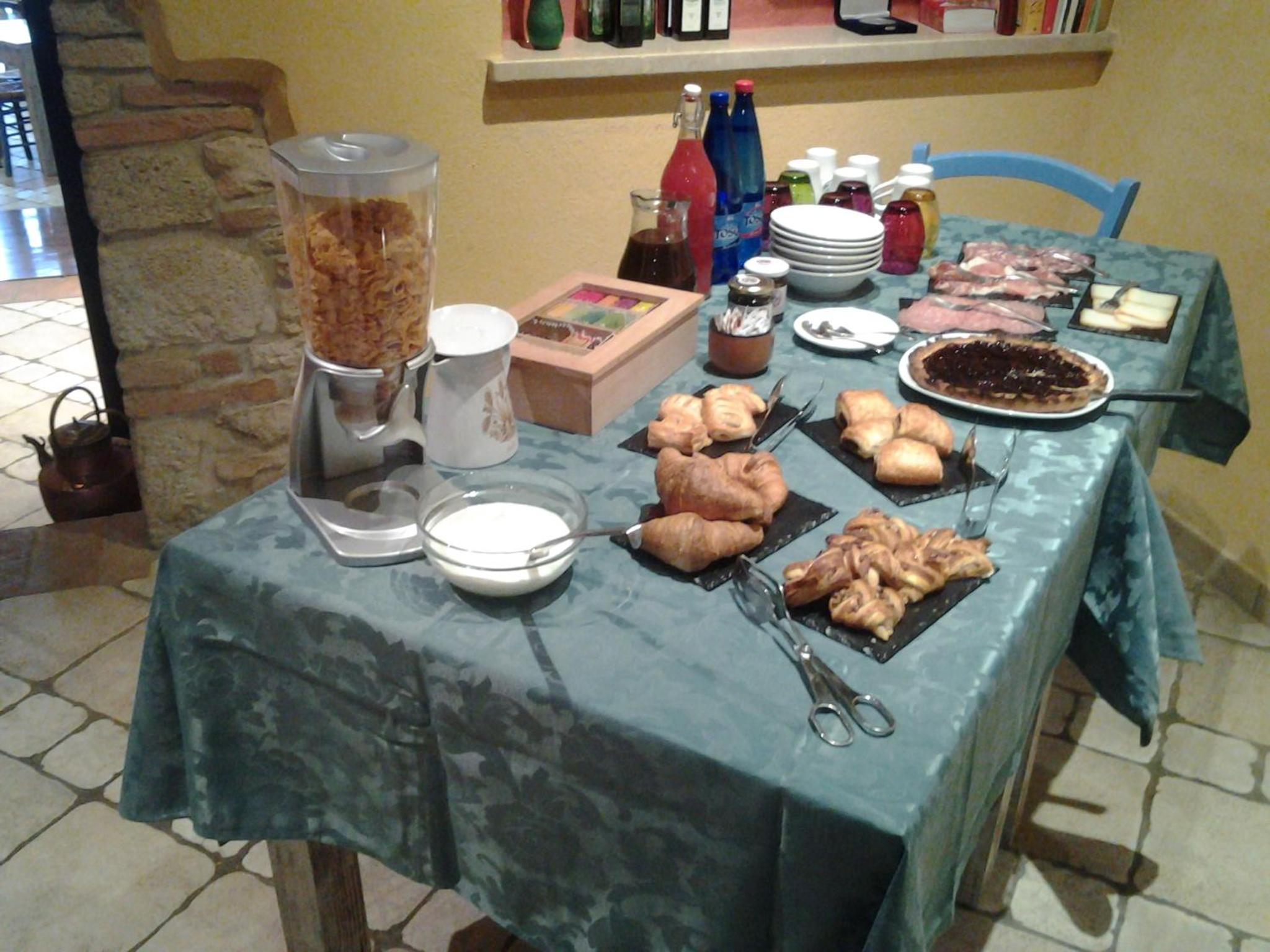 Il Borgo Del Lupo Relax Family Apartments in Tuscany with Restaurant & Swimming Pool