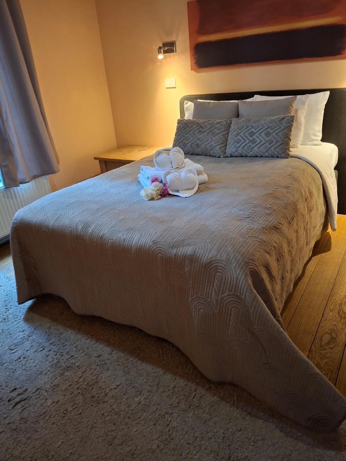Luxury Suites Castel by Rikas Hotels view 2