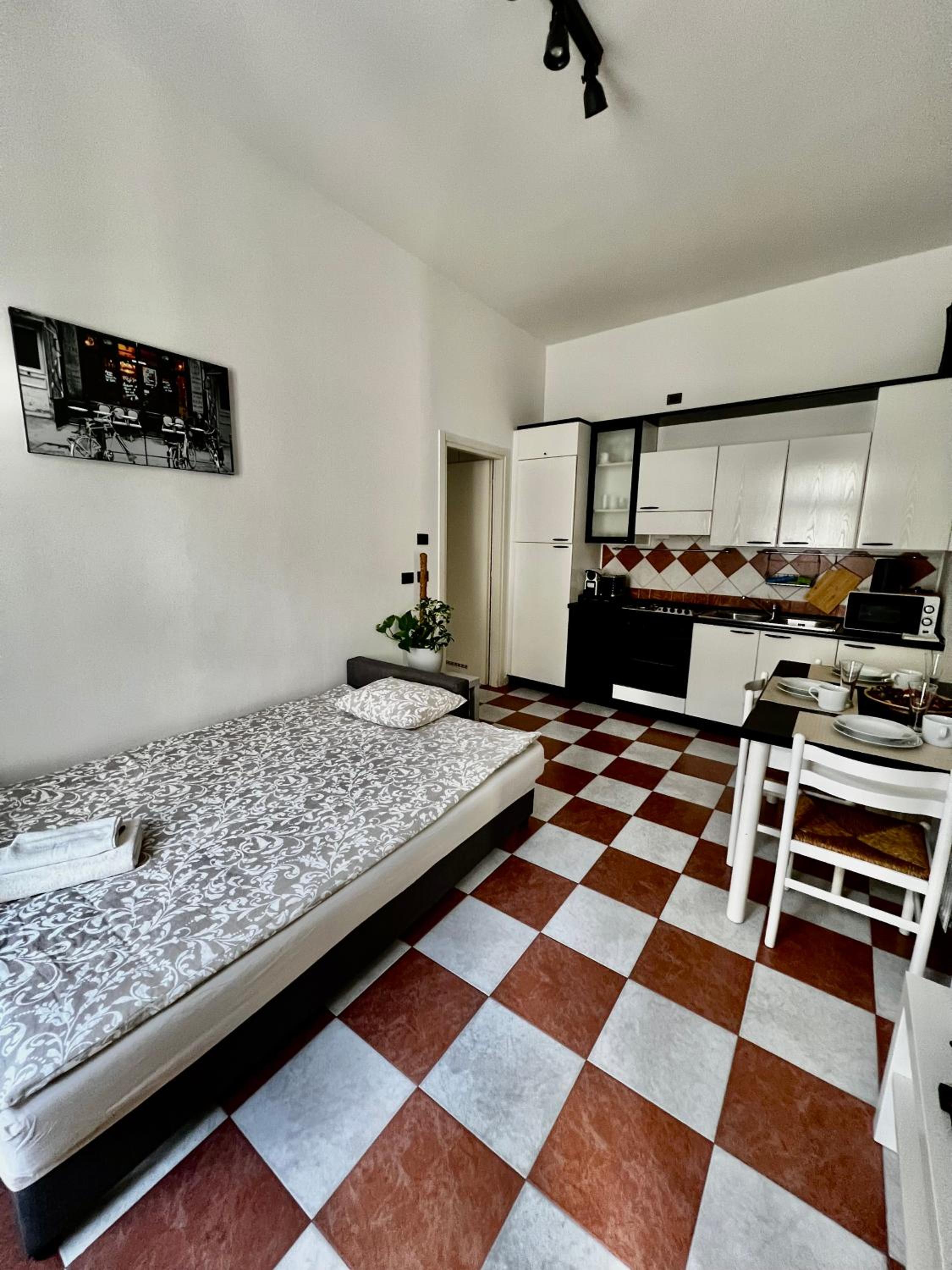 DOMIRA Olivova Residence