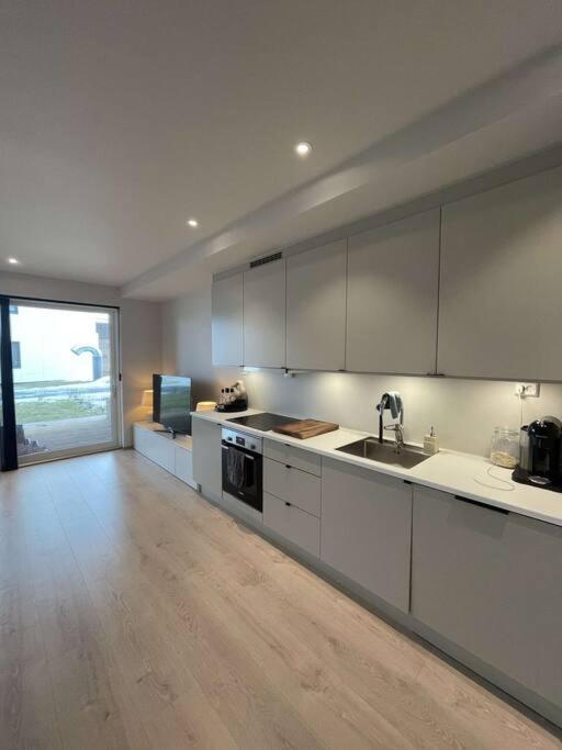 Modern luxury apartment, two bedrooms and two big beds view 5