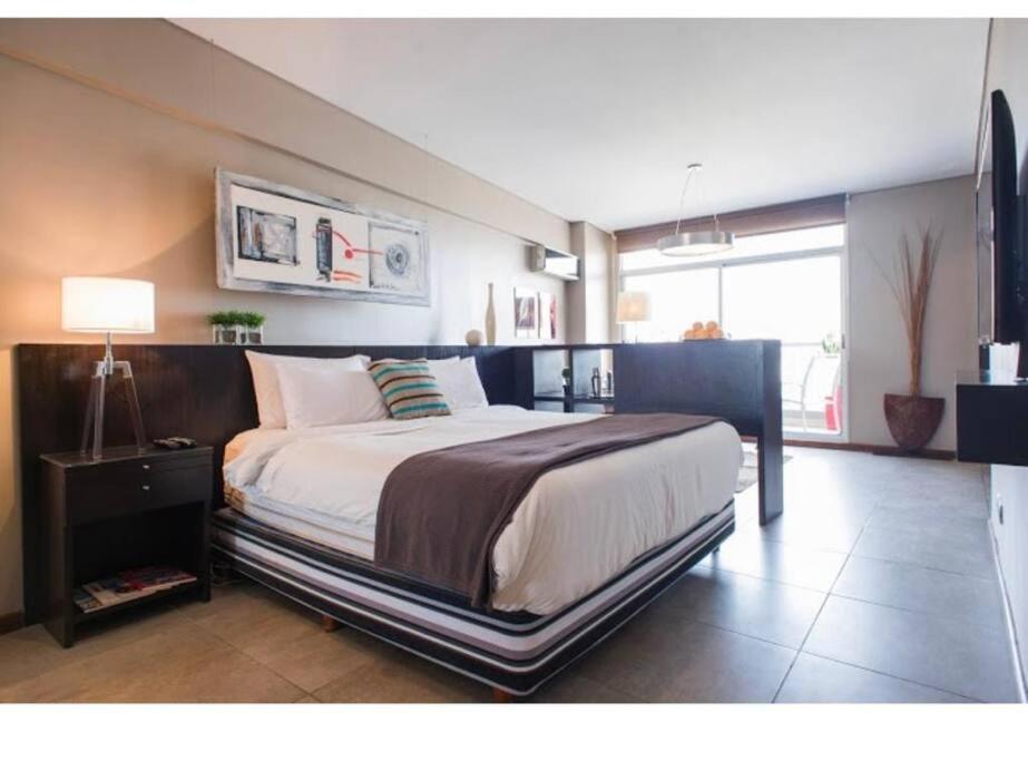 Recoleta - Elite 13th floor apt with rooftop pool