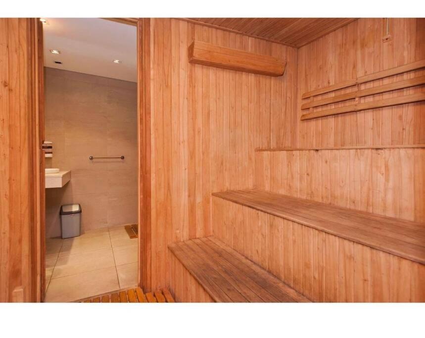 Recoleta - Elite 13th floor apt with rooftop pool