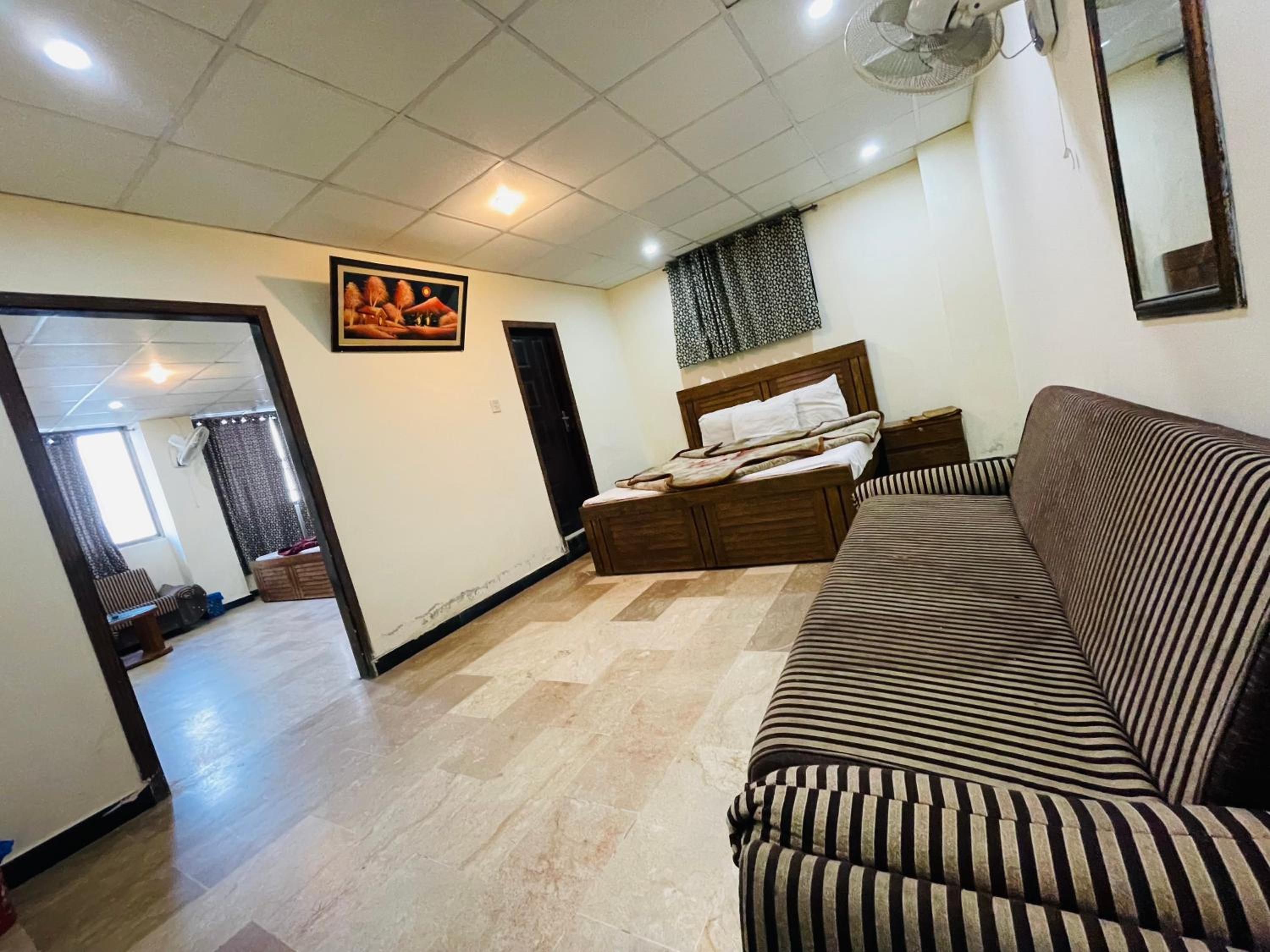 Murree suite 2 view 3