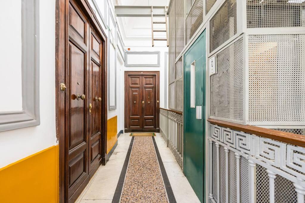Centrally Located By The Sea Prestigious