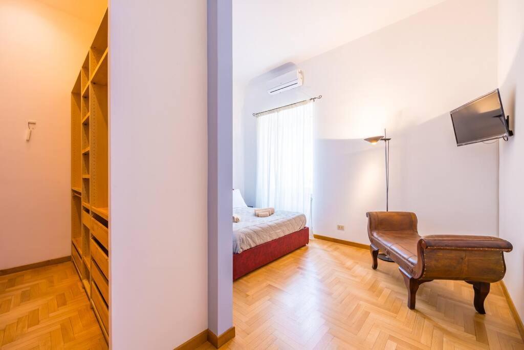 Centrally Located By The Sea Prestigious