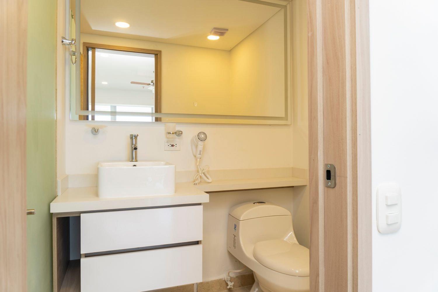 CB1424 Comoda Suite Vista al Mar Crespo Zona Norte