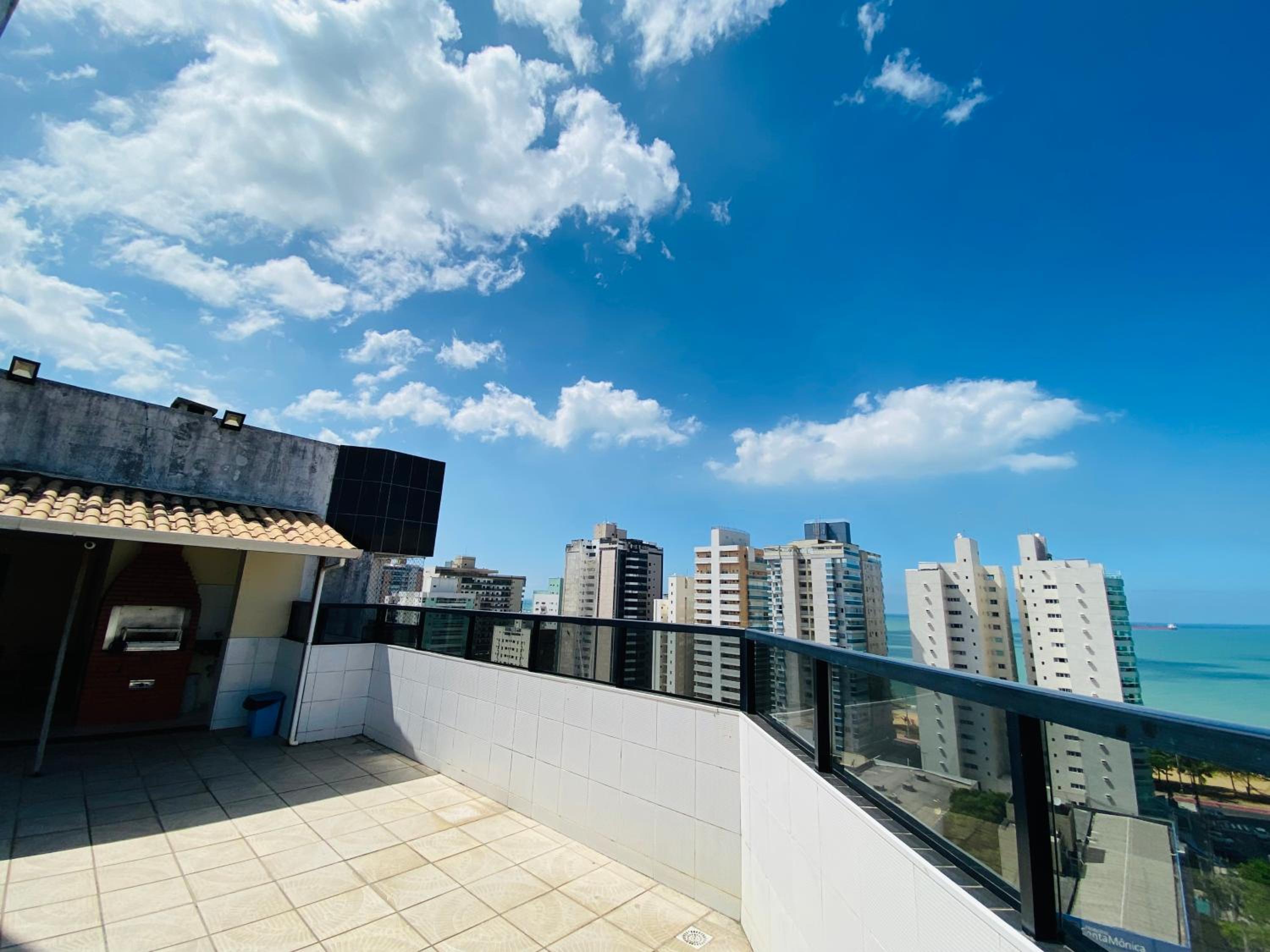 APARTAMENTO NA PRAIA DE ITAPARICA