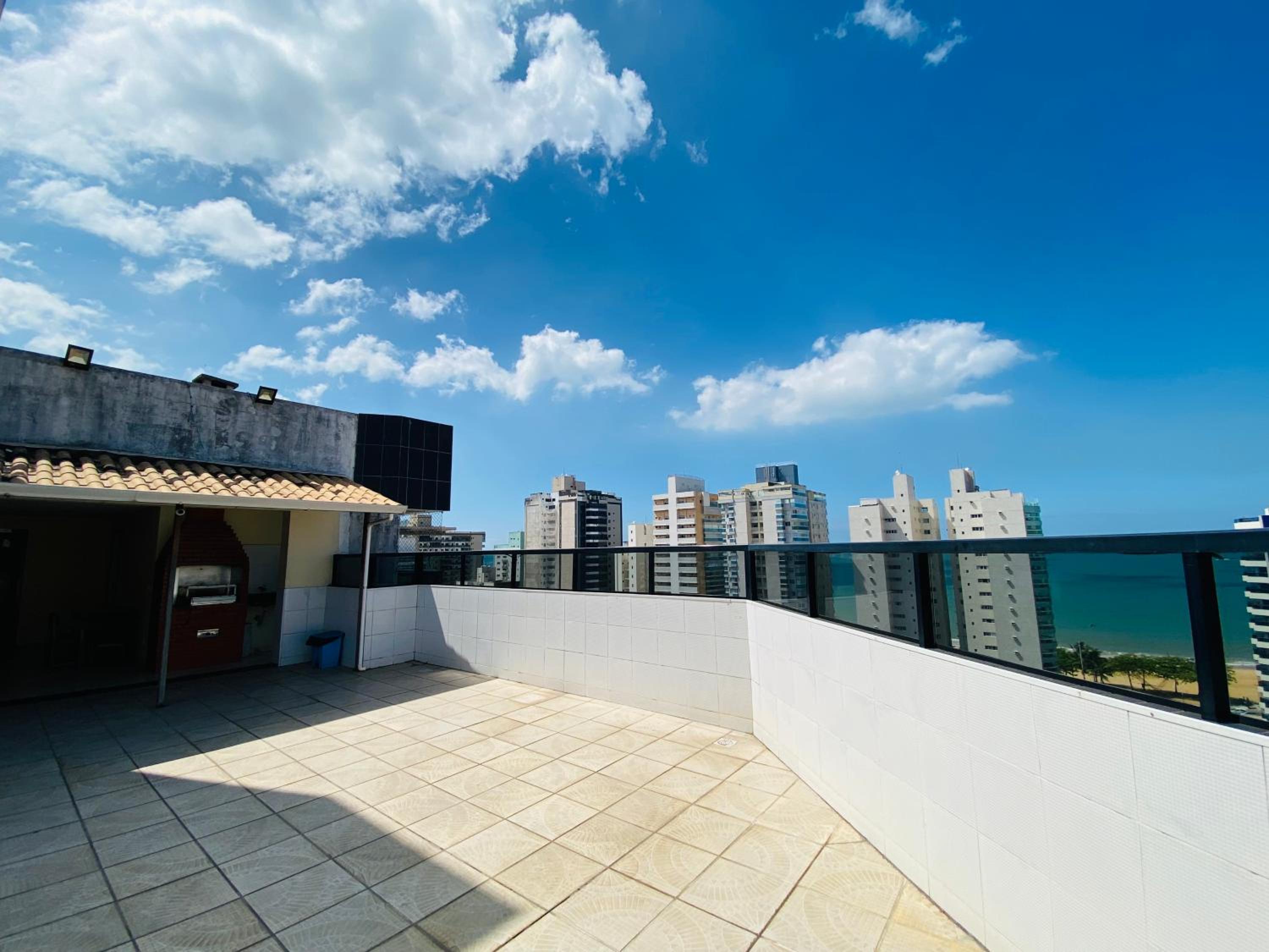 APARTAMENTO NA PRAIA DE ITAPARICA