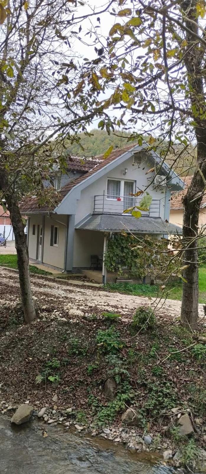 Jugi Apartmani