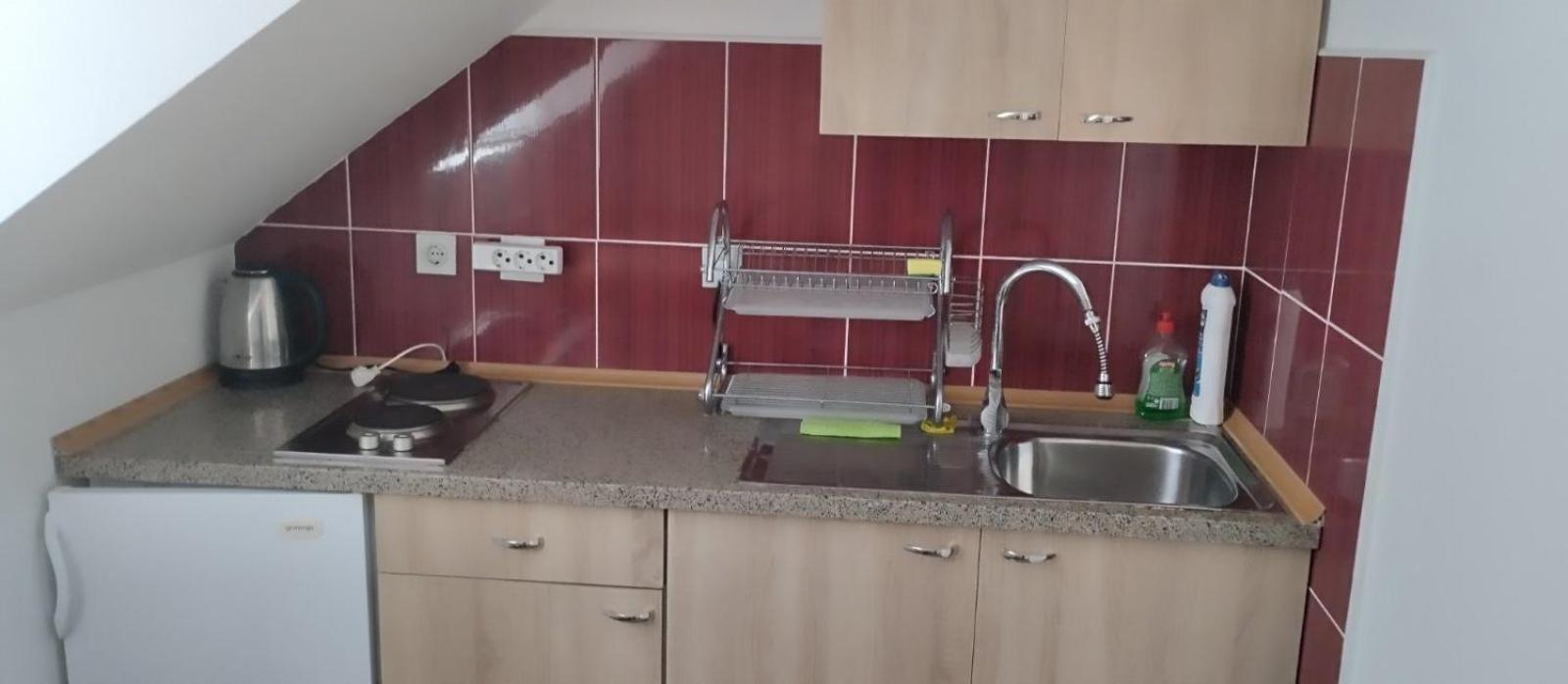 Jugi Apartmani