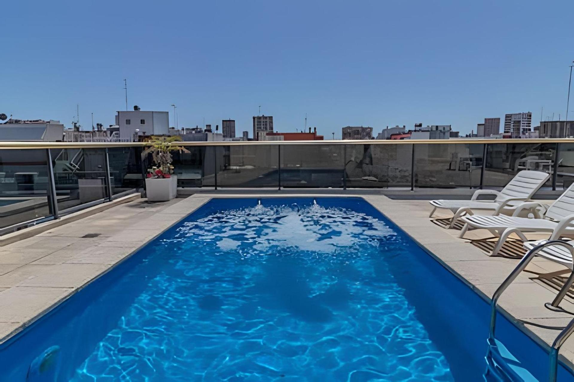 Arenales: Modern Apartments with Pool and 24-Hour Security in Recoleta