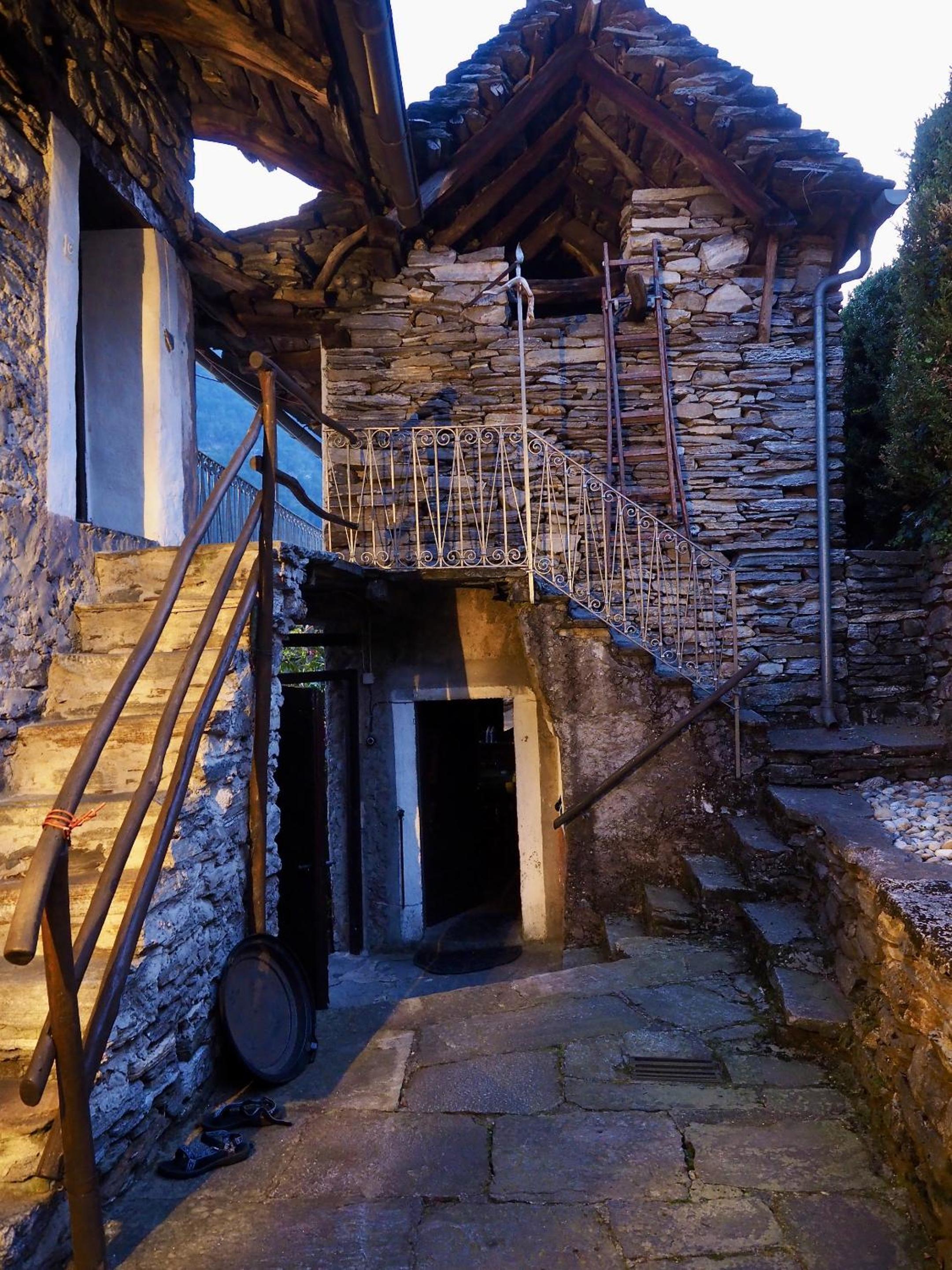 Casa Bruja Tradizionale Rustico Ticinese