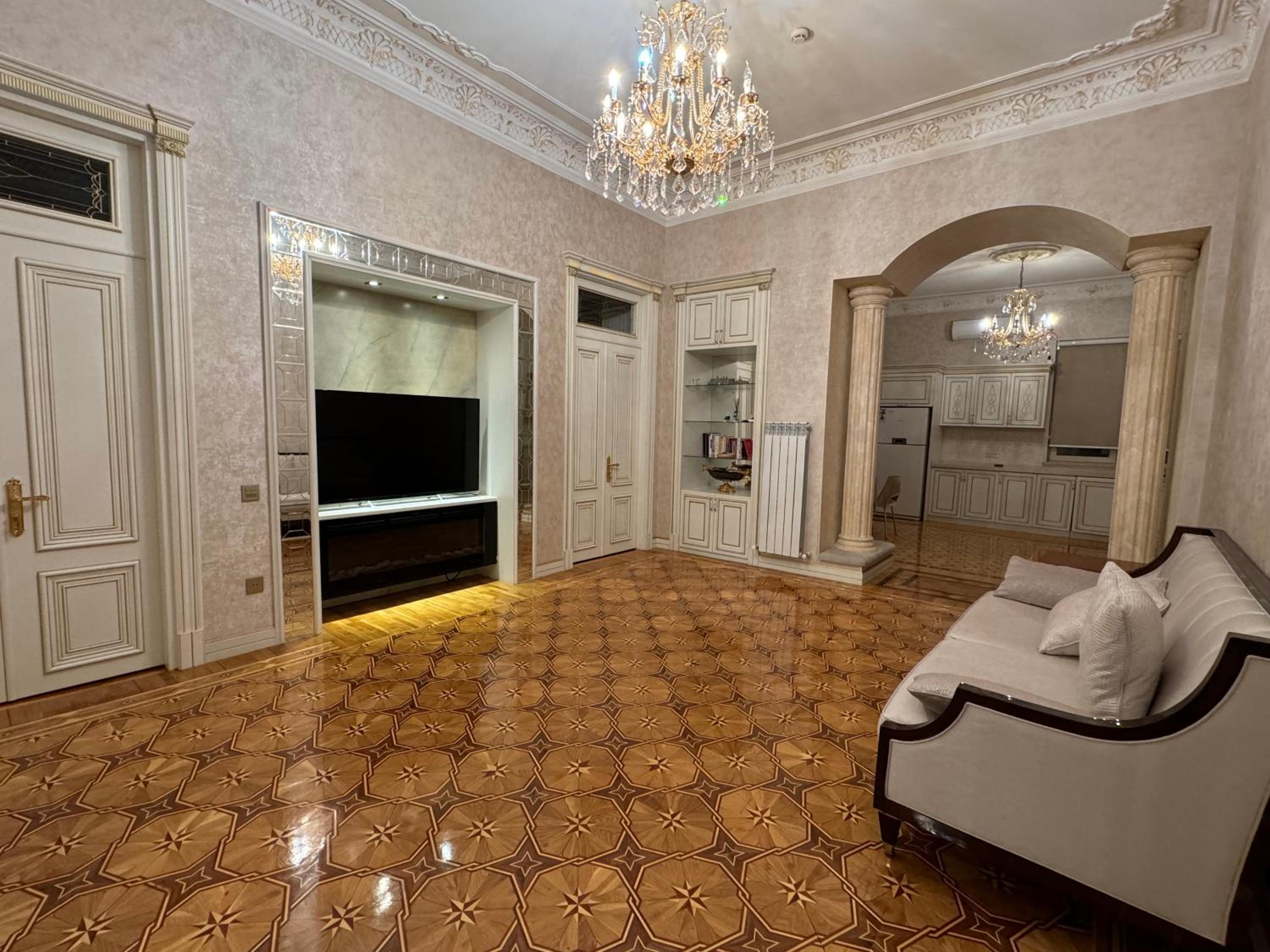 Vip Apartament in Baku city center