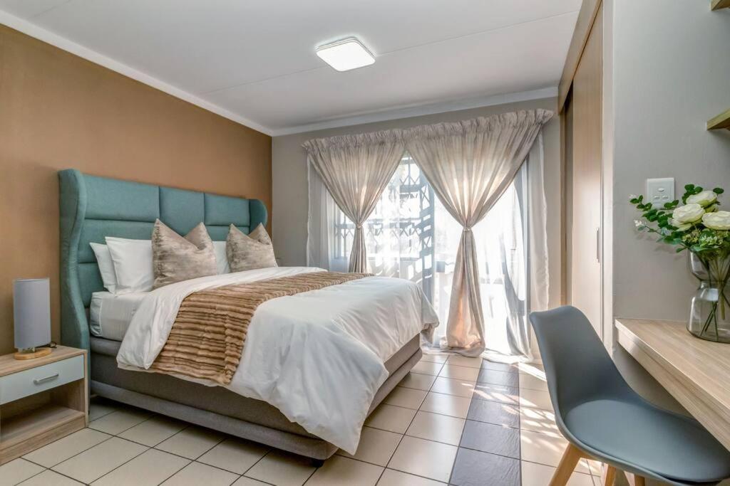 Opulent Studio 5min-Indaba