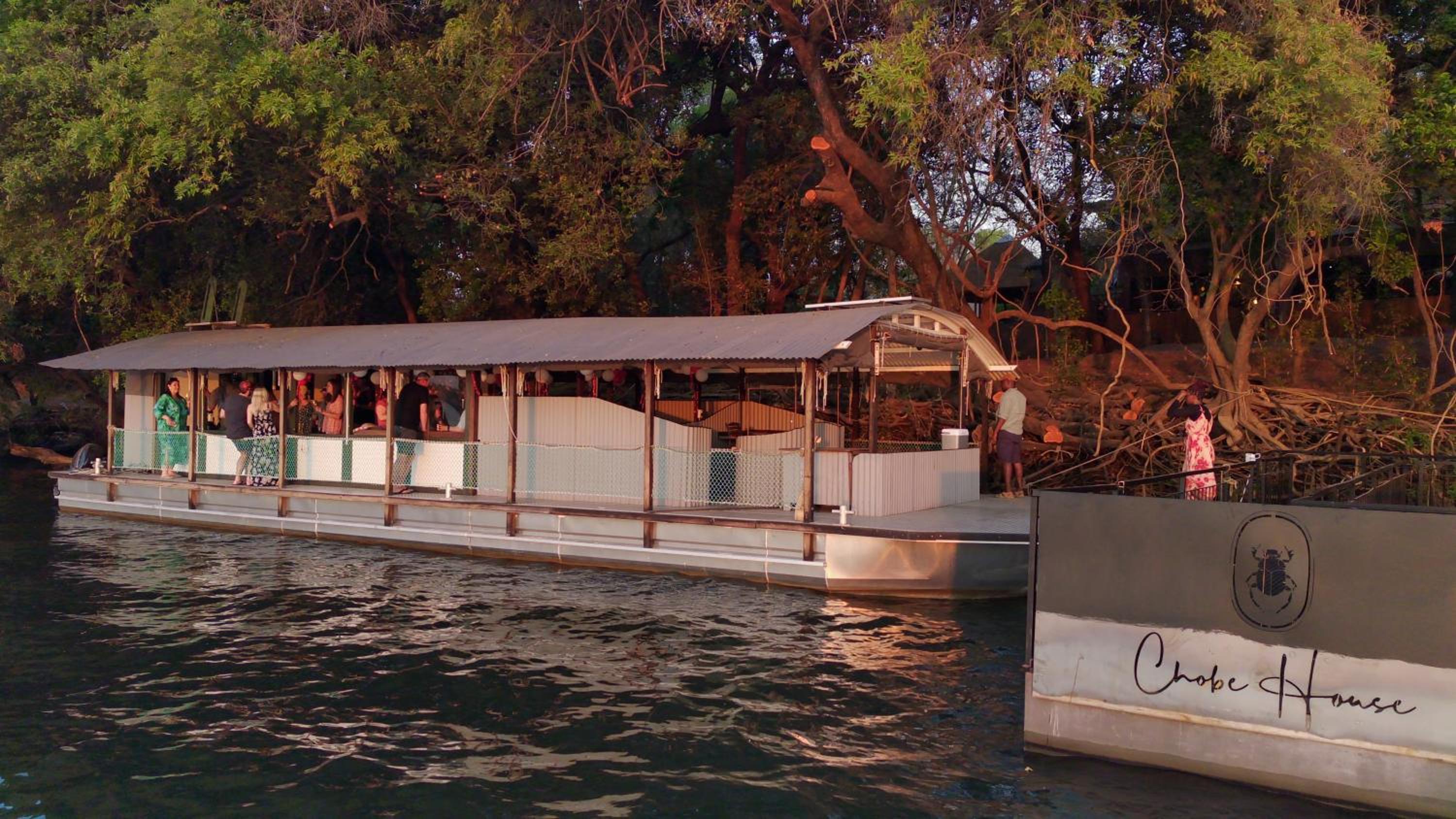 Chobe House Villa and Chalets