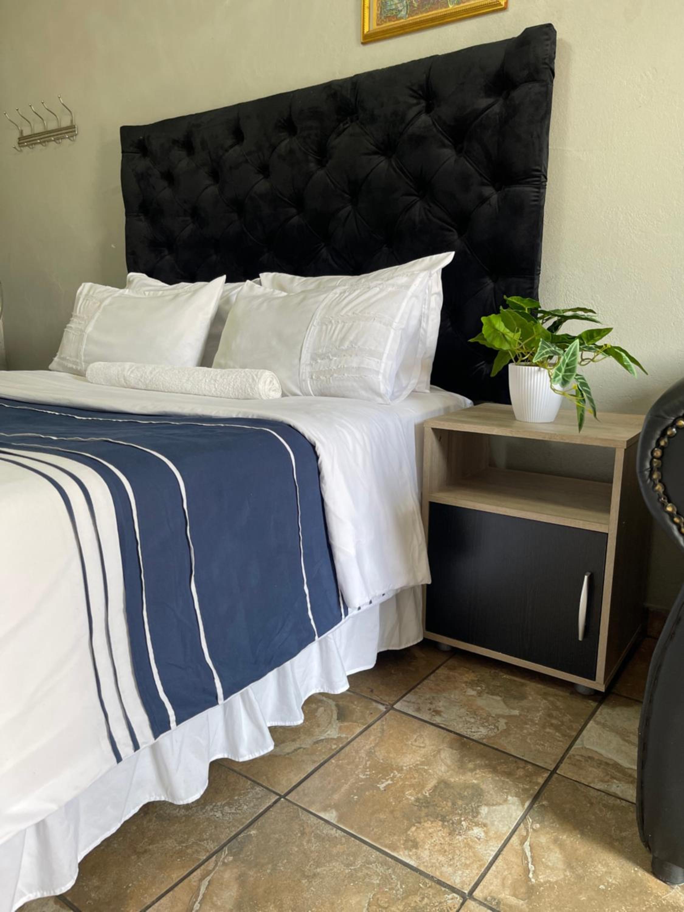 DA LIFE Guest House