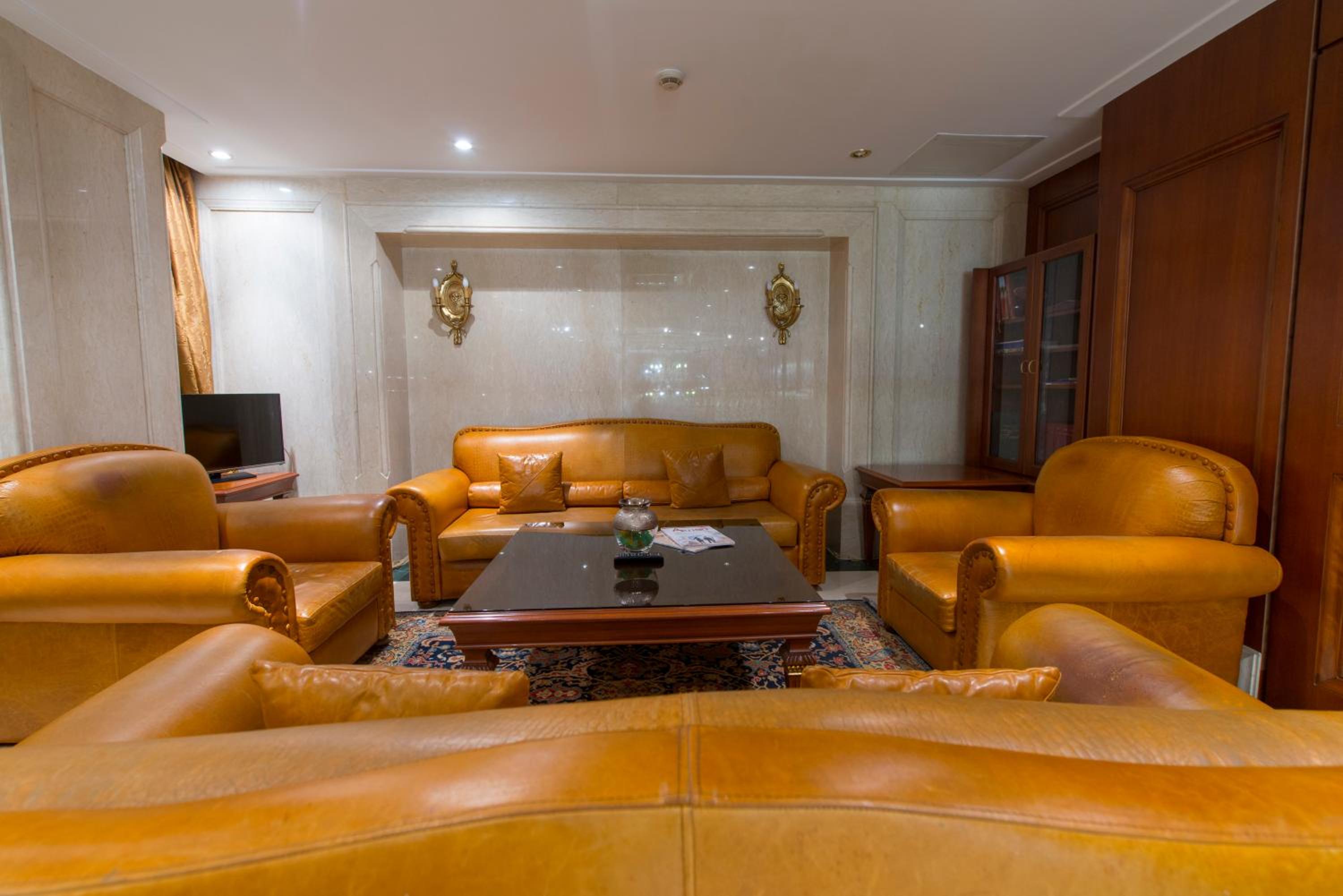 Akar International Hotel - Image 19