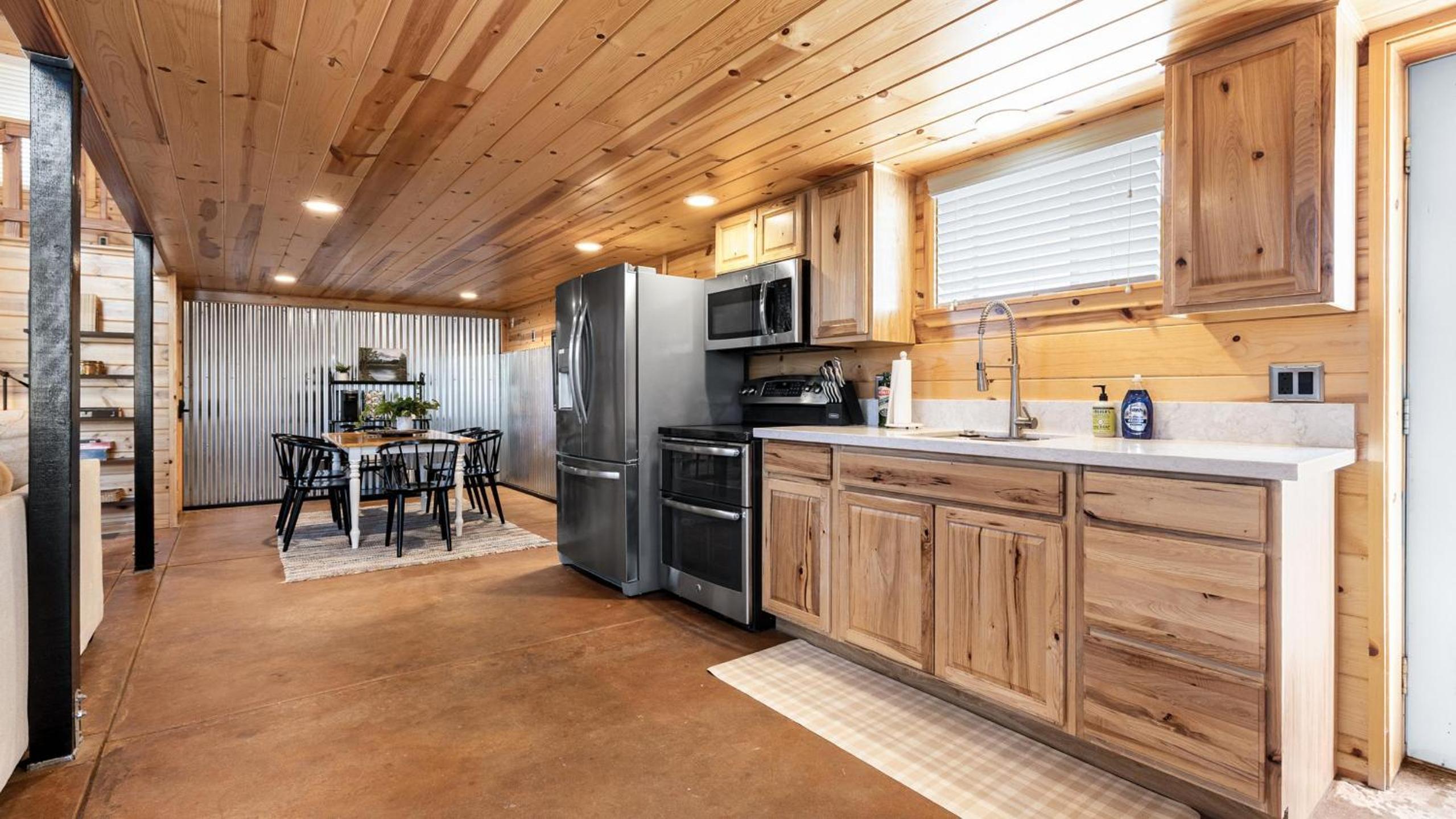 The Pine Loft | Yosemite view 4